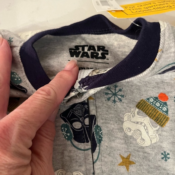 New Boys Star Wars one piece zip pj, new 12month pjs Star Wars w tags,Star Wars - Picture 4 of 8